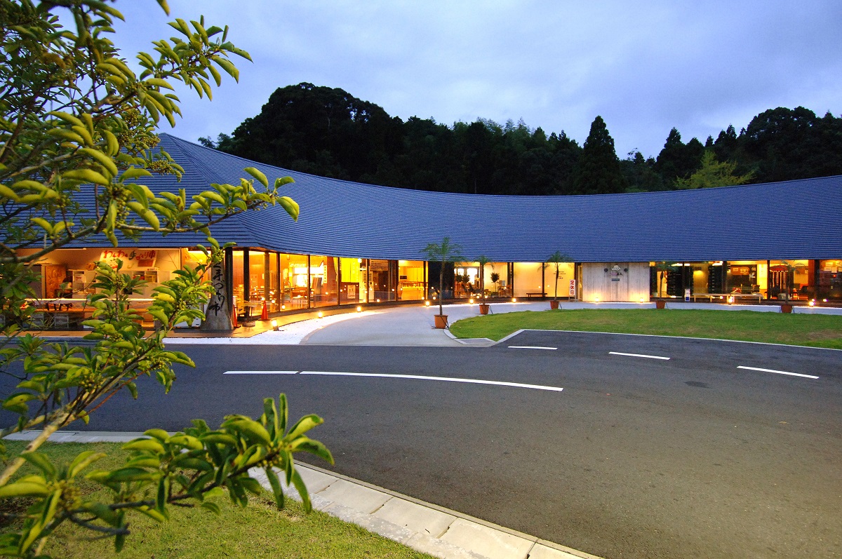 さがら子生れ温泉会館の評判と混雑！料金・泉質から食事処まで徹底検証