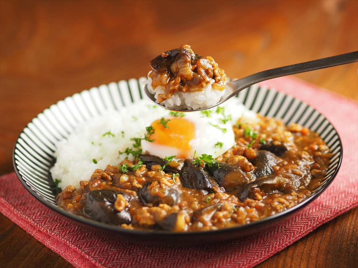 鶏胸ひき肉が驚くほどジューシーに！絶品人気レシピと裏技徹底解説