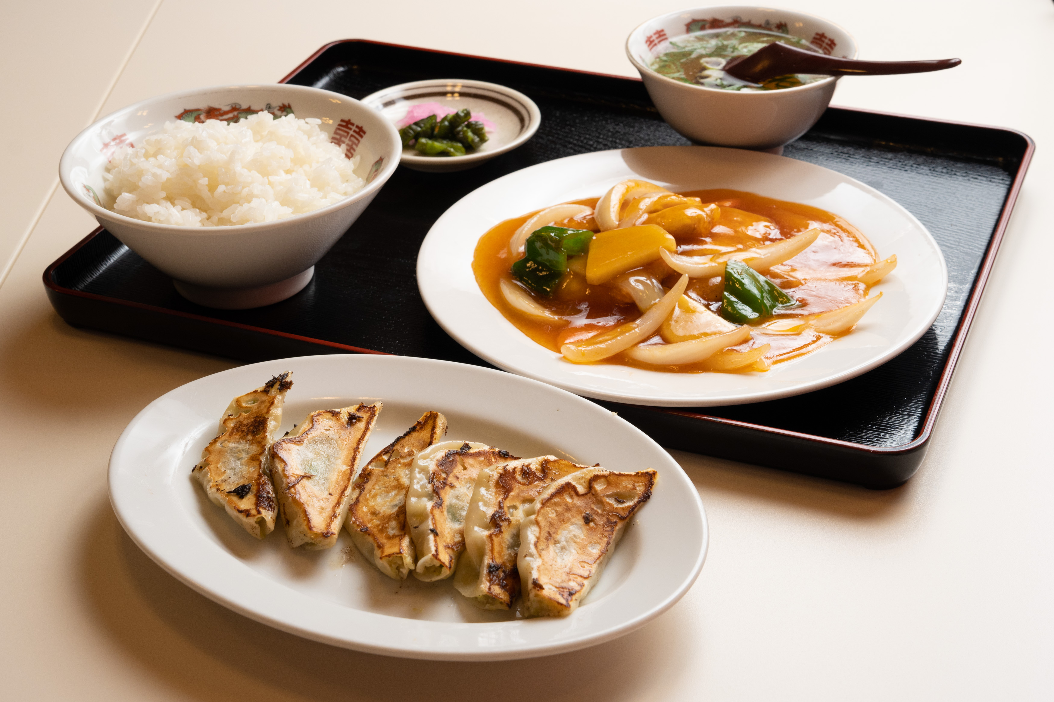 「ぎょうざ一番」の評判と名物メニュー！混雑攻略や持ち帰りも徹底解説