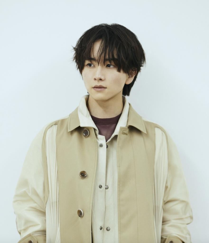 板垣李光人の身長は何Cm？サバ読み疑惑と共演比較で迫るスタイルの真相