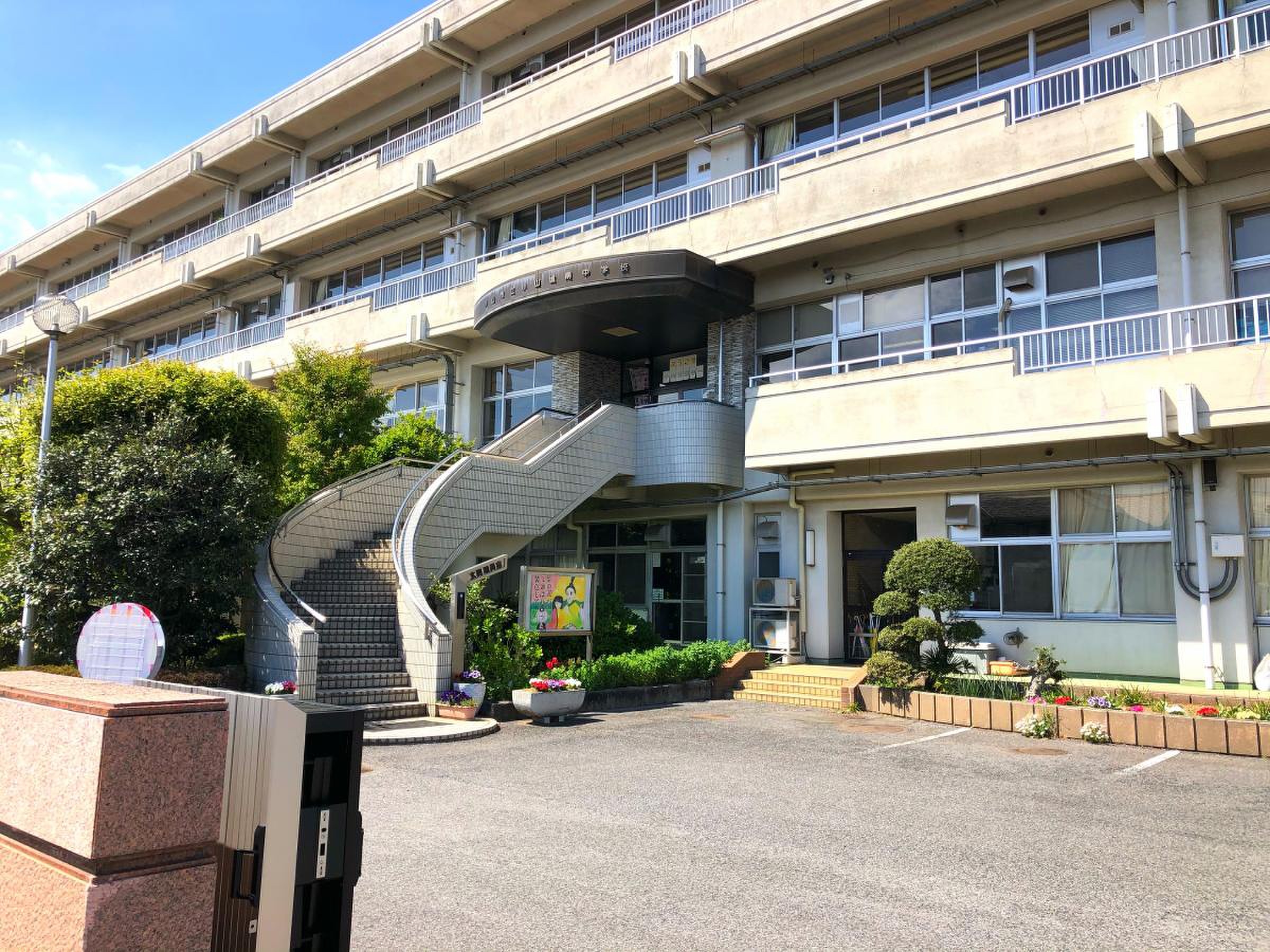 小山城南中学校の評判と噂の真相｜2026年最新の進路・部活・校則事情