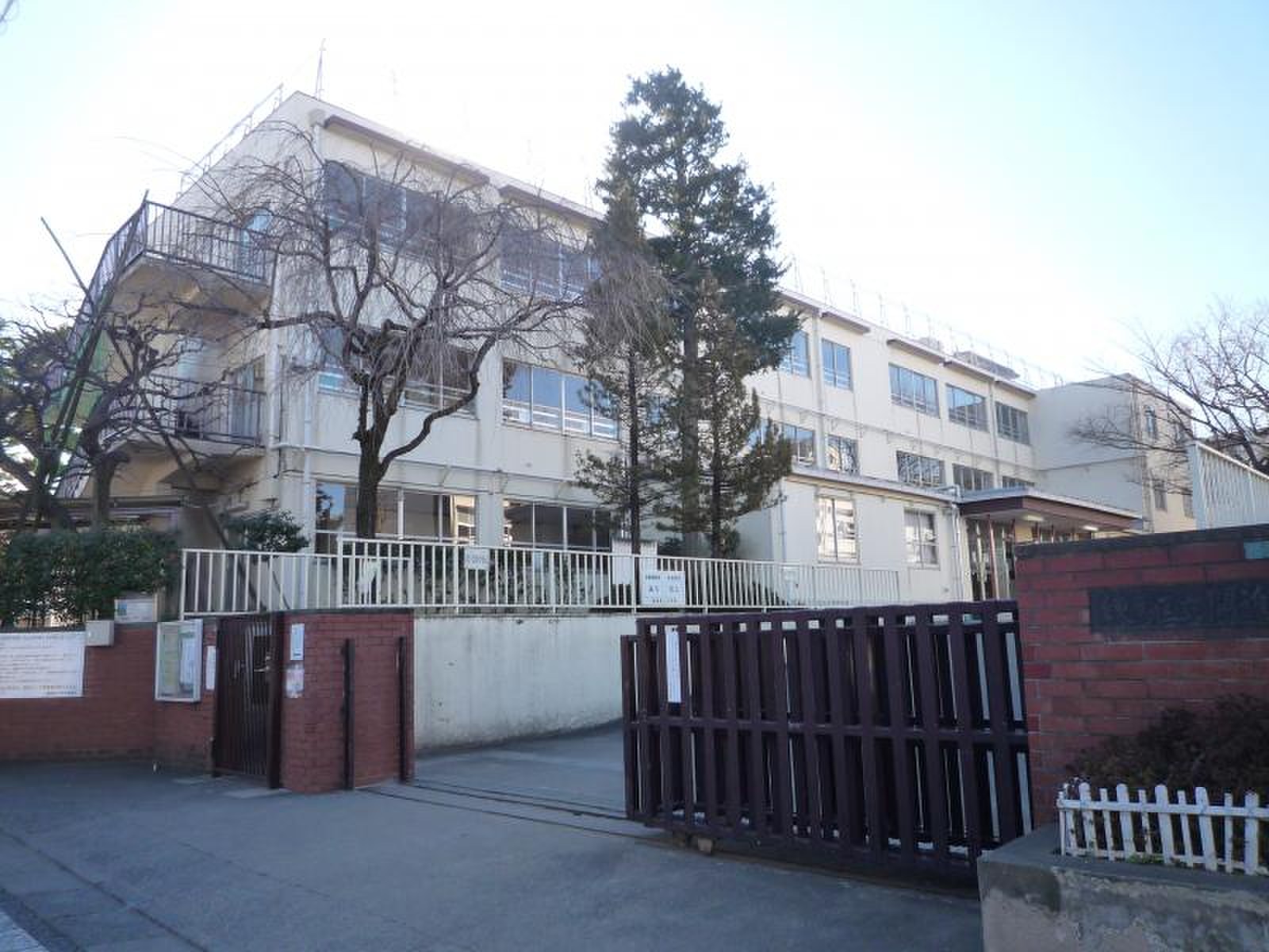 開進第二小学校の評判を徹底解明！学区と中学受験のリアル【2026】