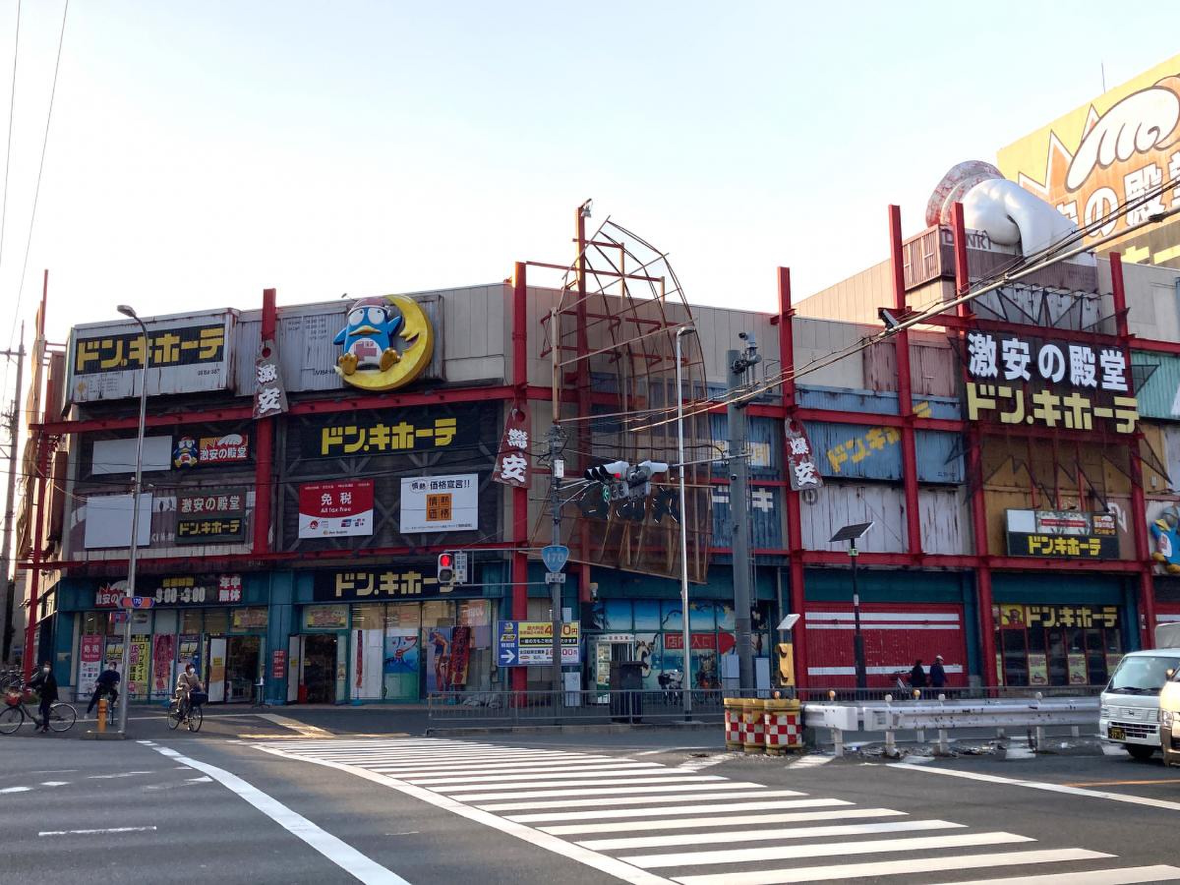 ドンキパウ石切店の深夜営業と駐車場・テナント情報徹底解剖