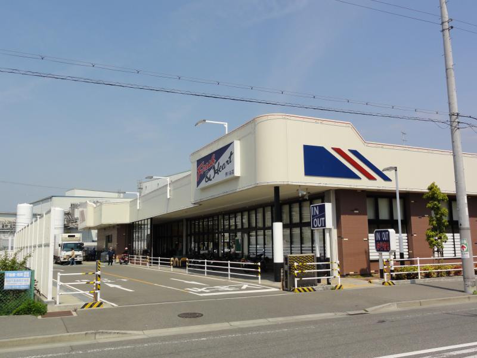 マルアイ伊川谷店の安さの秘密と混雑攻略！チラシ・営業時間完全ガイド