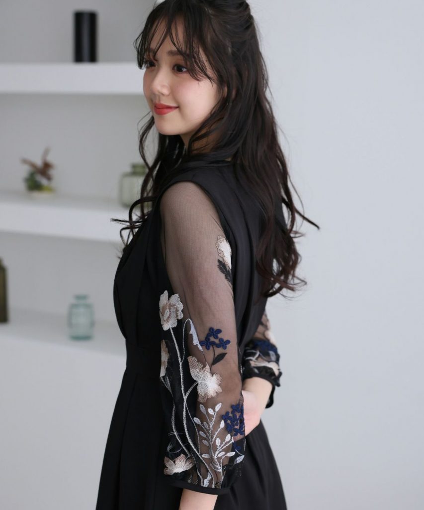 姪っ子の結婚式服装で恥をかかない正解｜叔母の着物・ドレス最新マナー