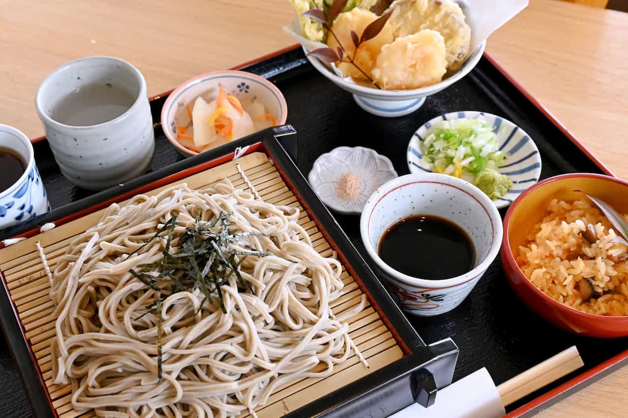 近くの十割そば名店はどう探す？失敗しない本格手打ち蕎麦の選び方