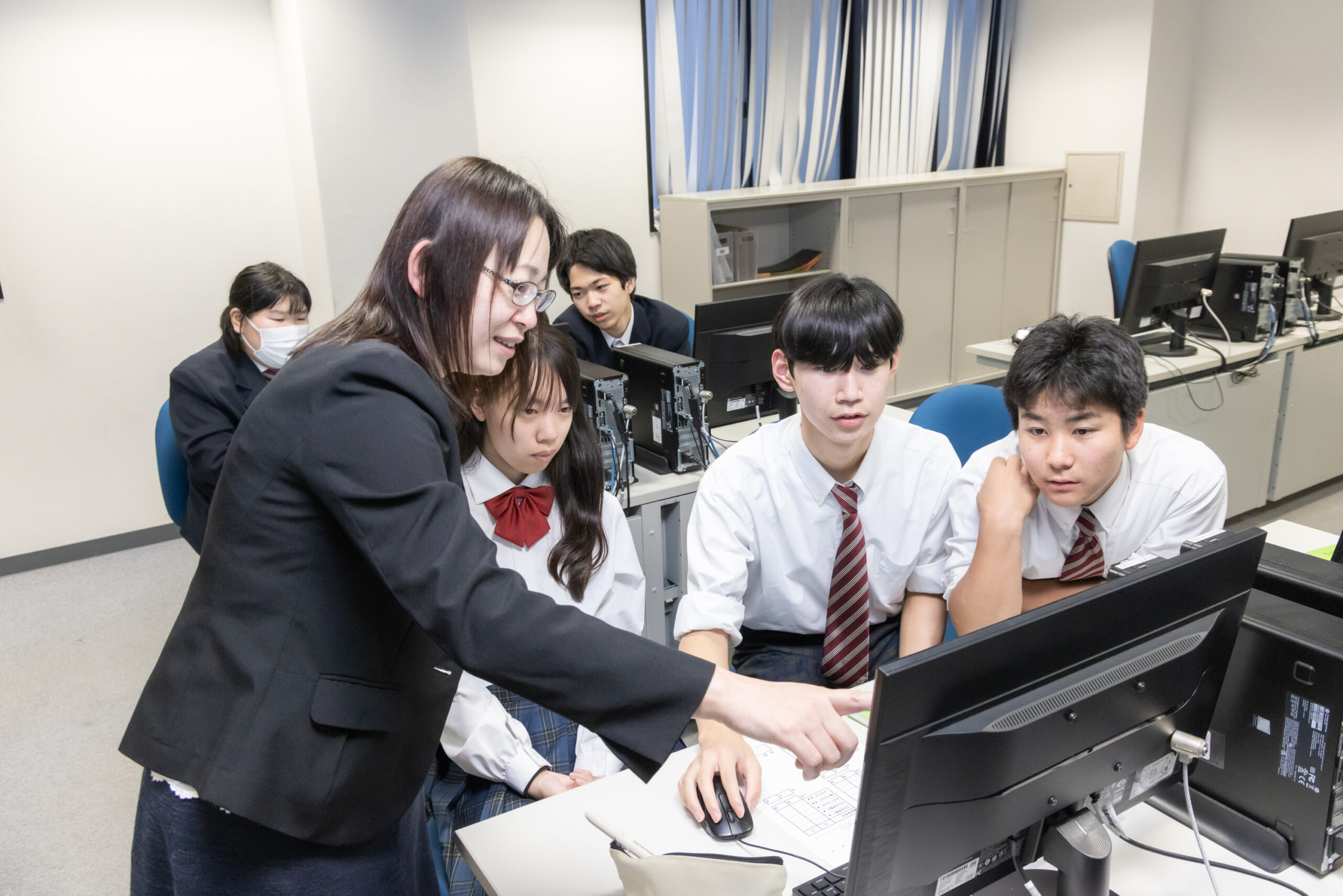 菊武ビジネス専門学校の現在と評判は？募集停止の真相と進路実績を総括