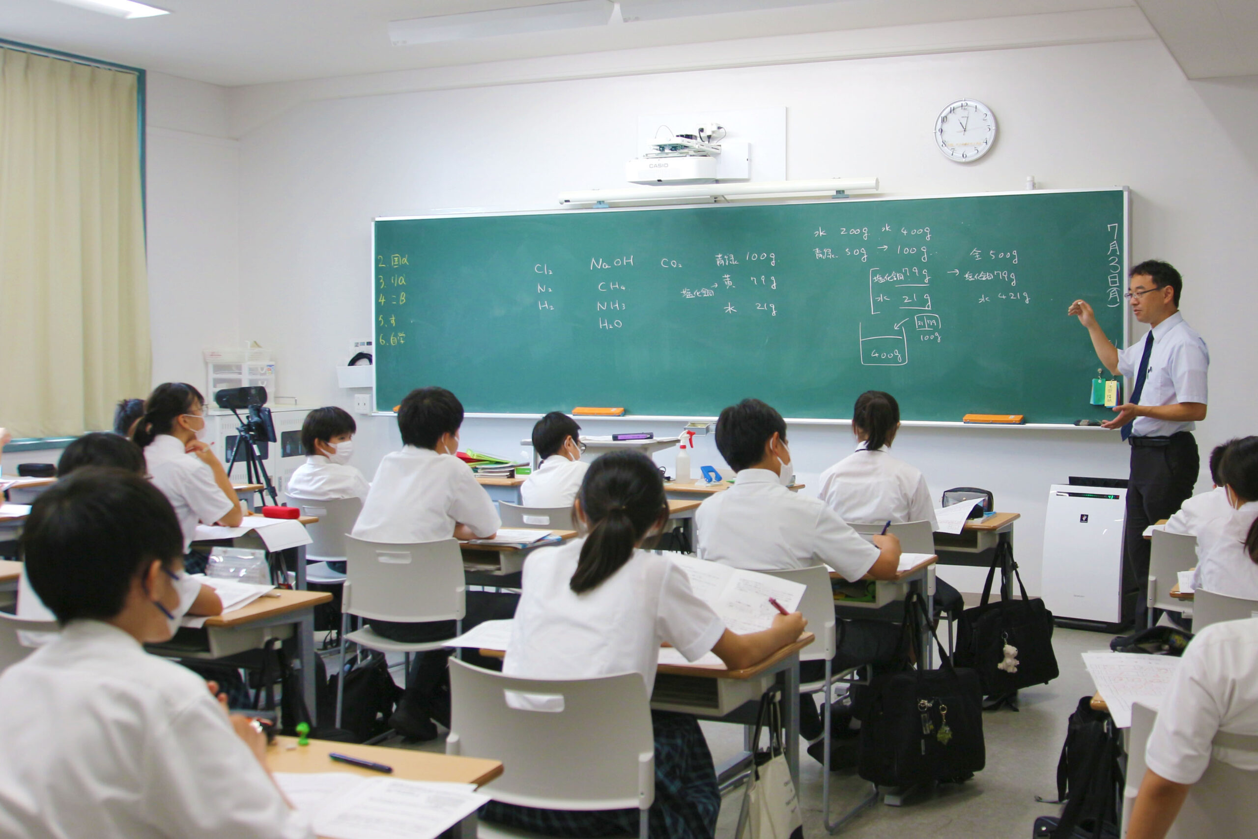 授業中にお腹が鳴る女子の悩み解消！朝食の罠と教室で音を止める裏技