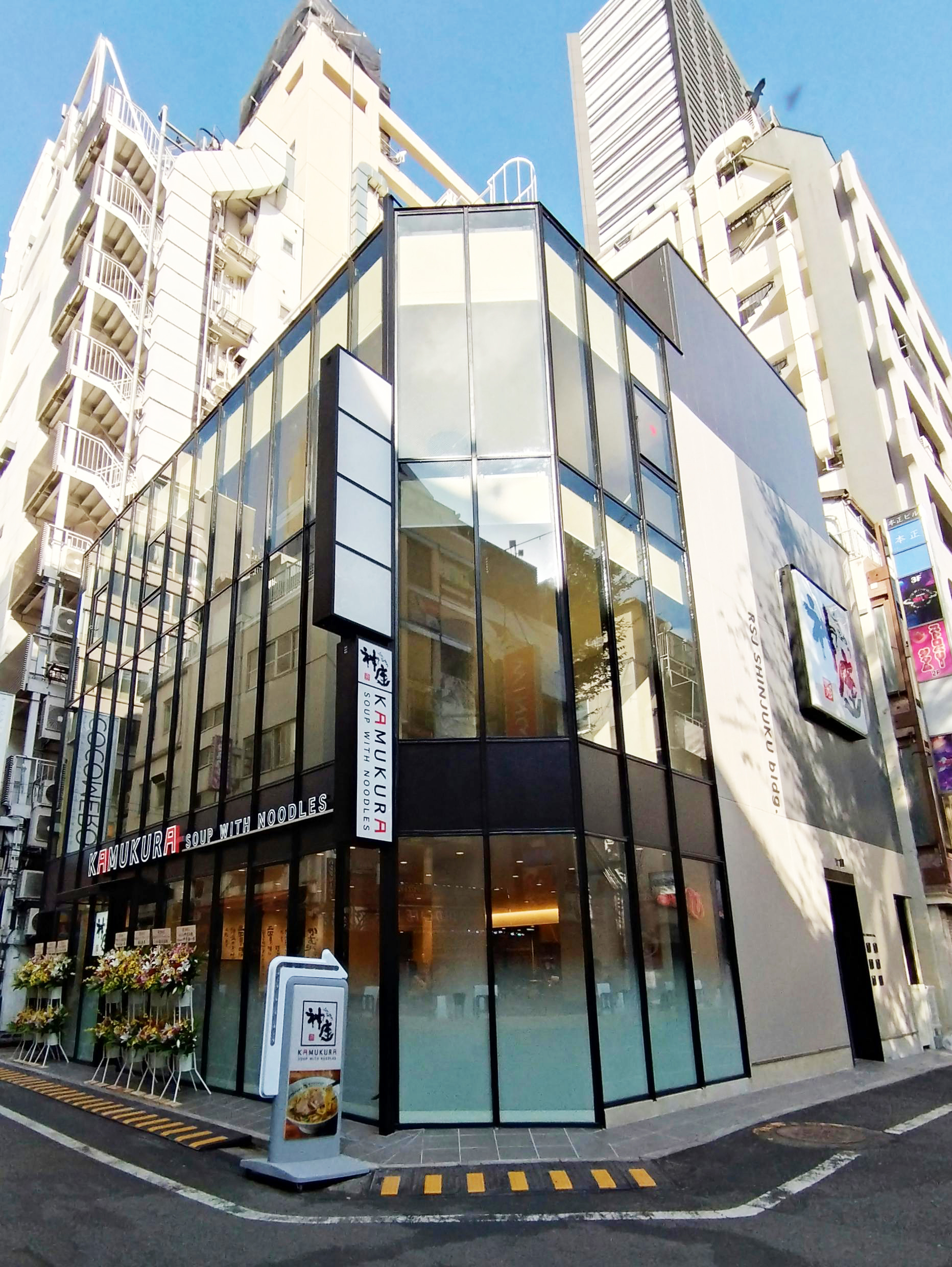 どうとんぼり神座新宿店の深夜営業と評判｜おいしいラーメンの真価