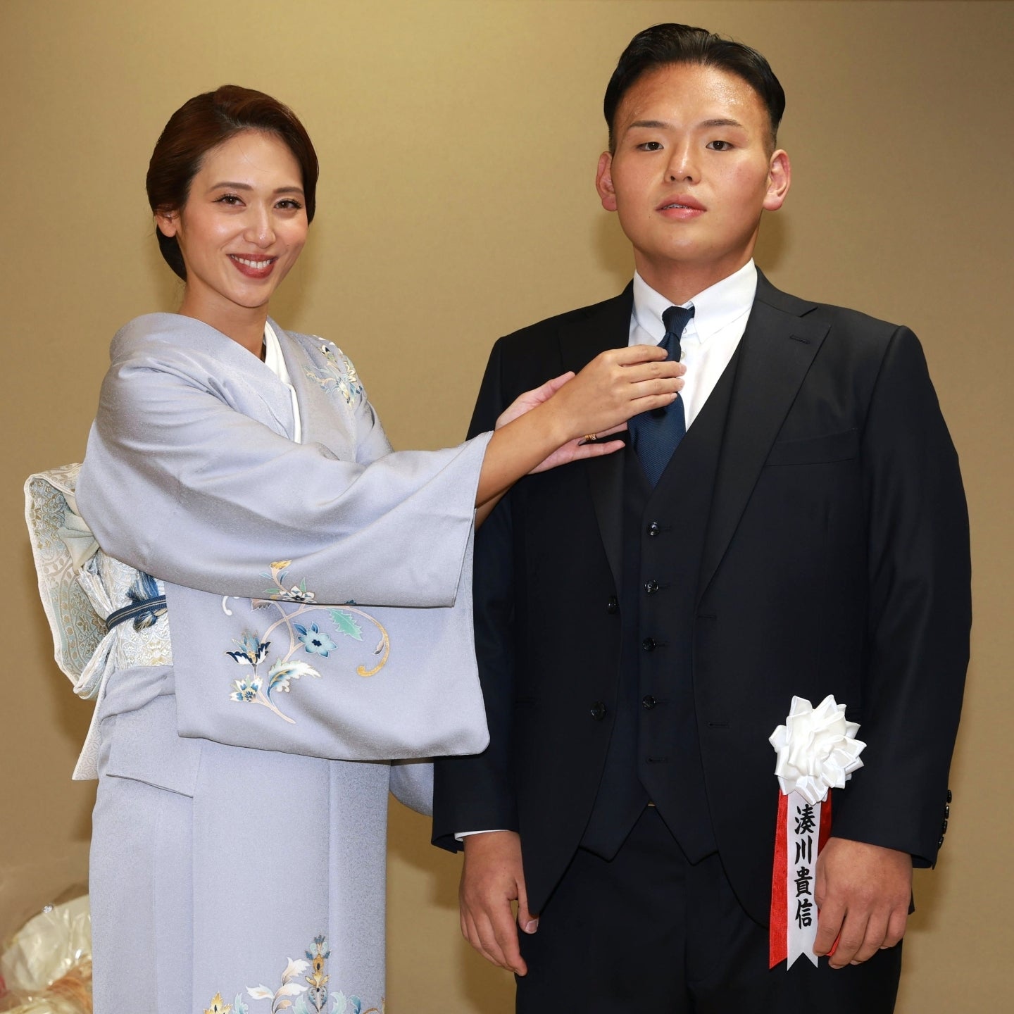 力士の嫁はなぜ美人ばかり？高年収とタニマチの裏にある結婚の真相