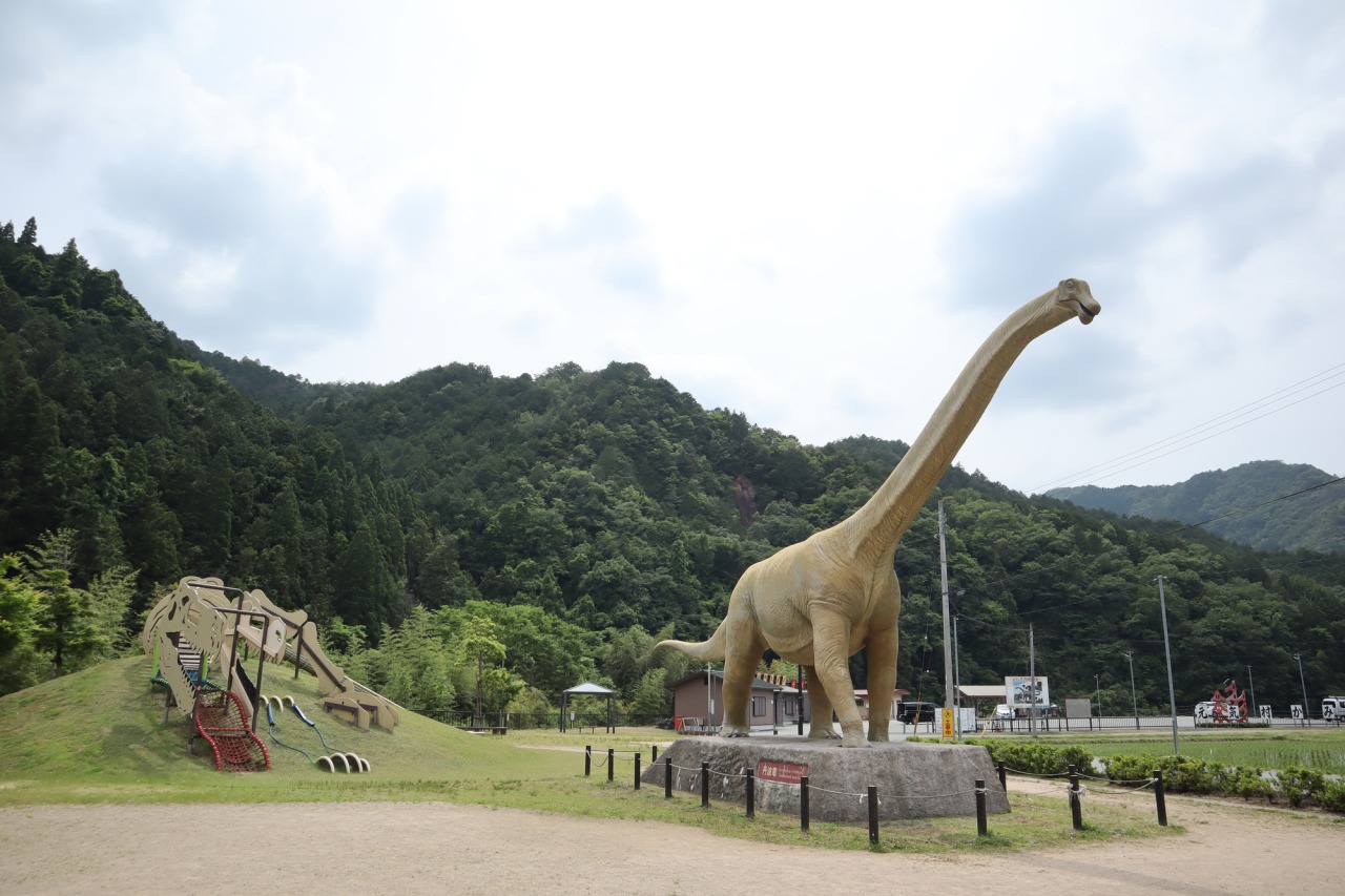 実物大恐竜が出現！丹波竜の里公園の誕生秘話と2026年最新攻略