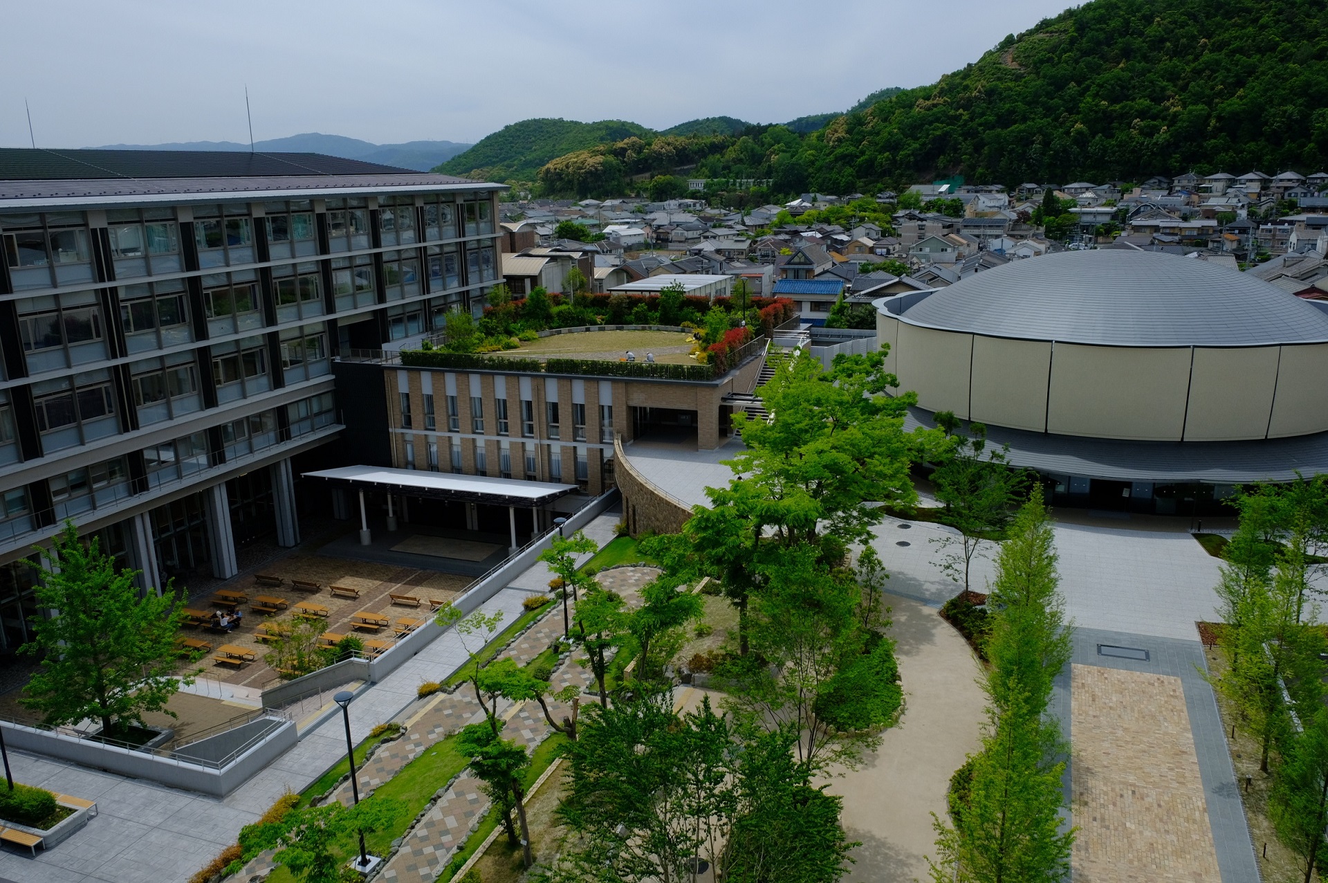 佛教大学紫野キャンパスの全貌解剖｜学部特徴とアクセス・評判の実態