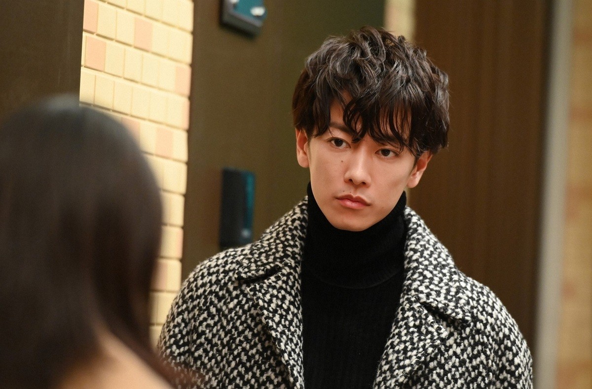 『恋つづ』佐藤健と上白石萌音の熱愛真相｜胸キュン名シーン撮影秘話