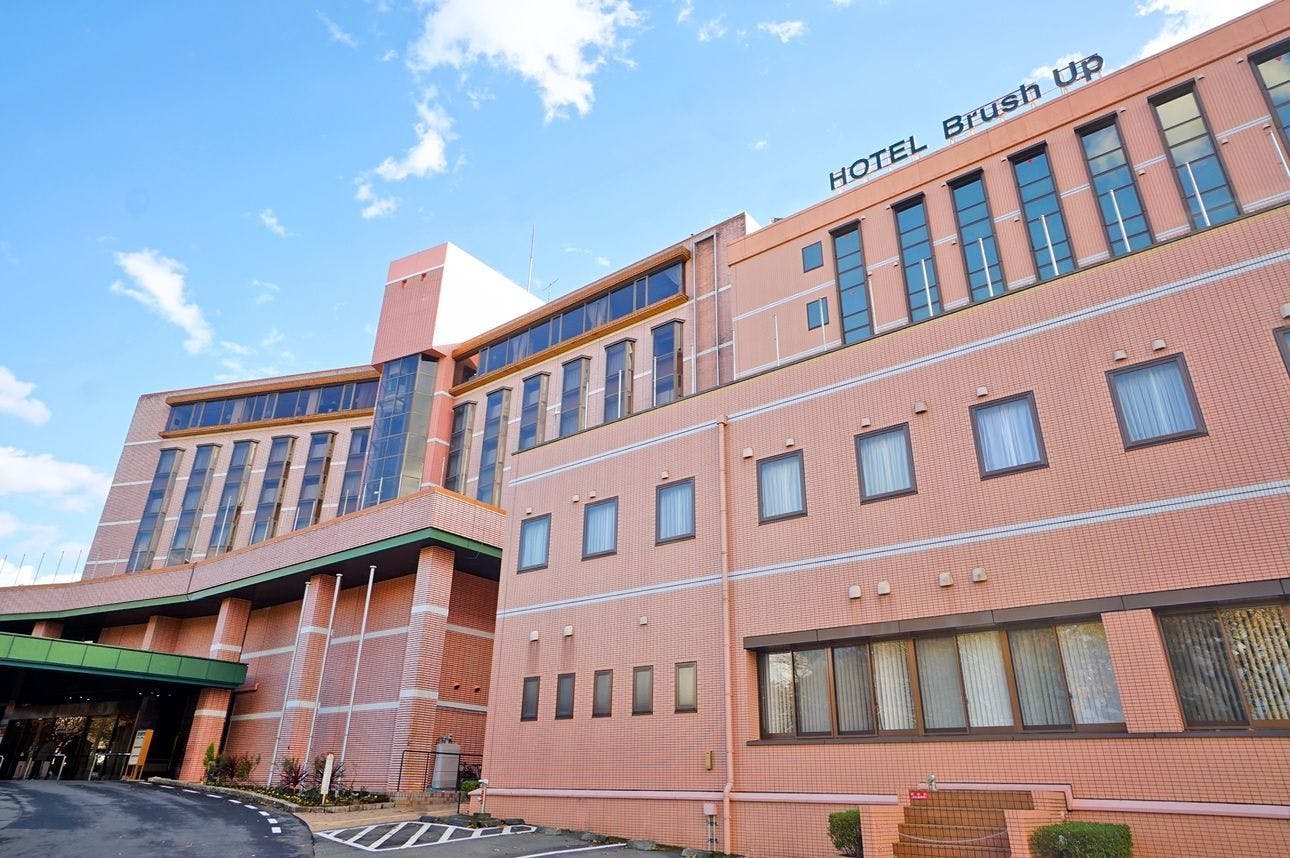 御殿場高原ホテル宿泊満足度の真相！絶景温泉と麦畑の真価を現地検証