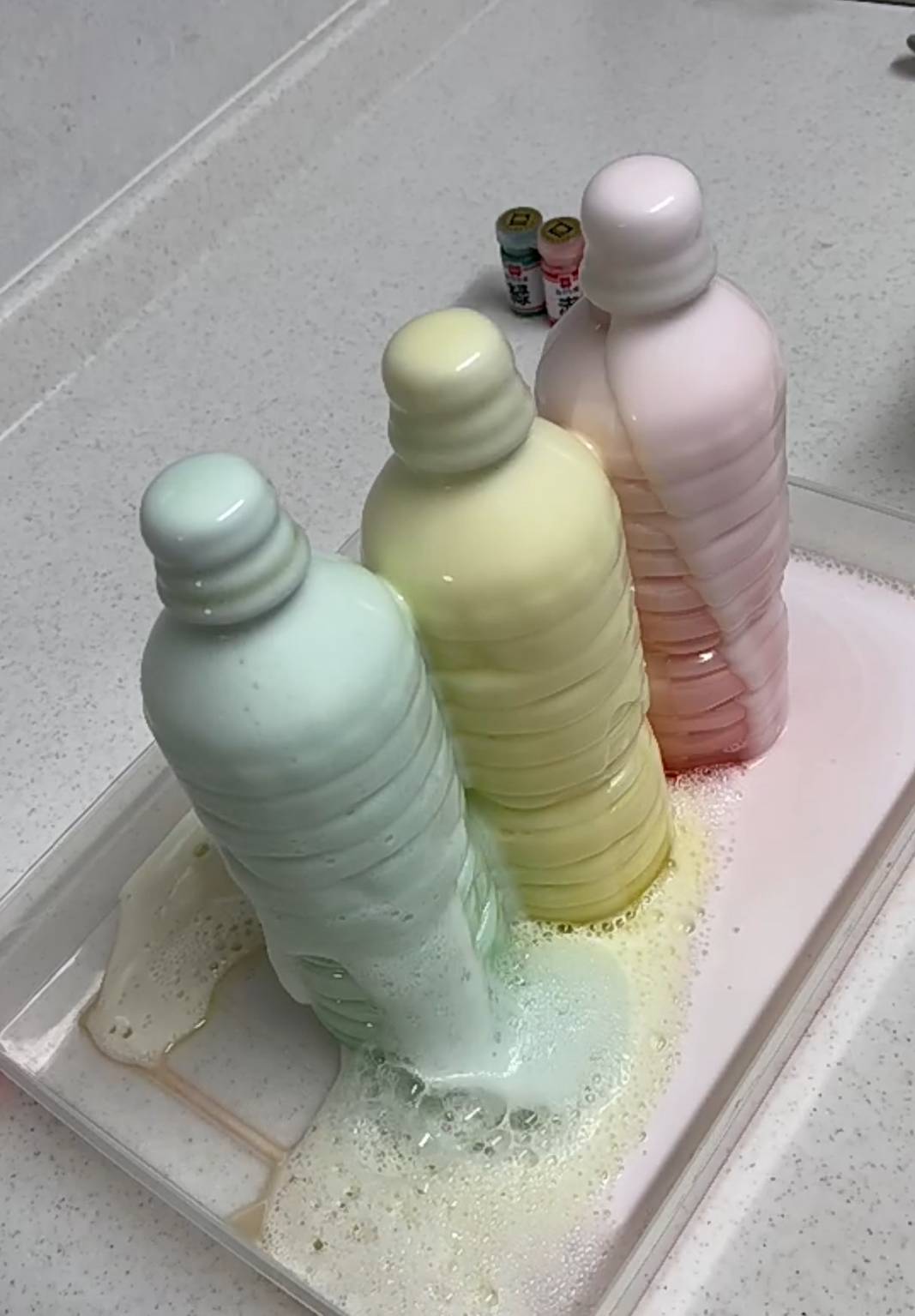 お酢と重曹を混ぜる掃除は無意味？有毒ガスの真相と劇的洗浄術の真実