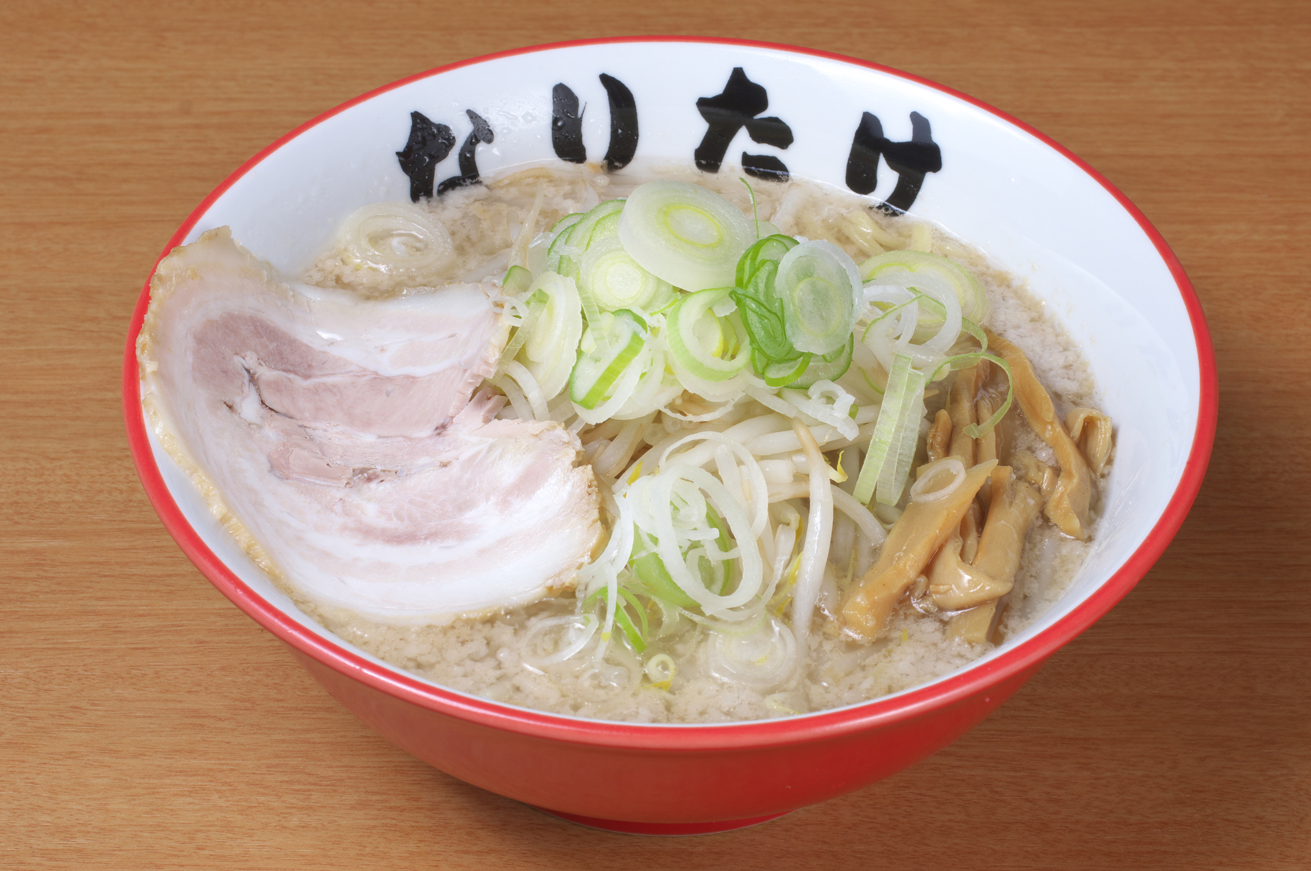 なりたけラーメン背脂ギタギタの魔力！人気メニューと頼み方を徹底解剖