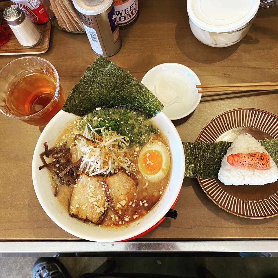 麺屋むすびの評判と行列の真相！2026年最新メニューと混雑攻略