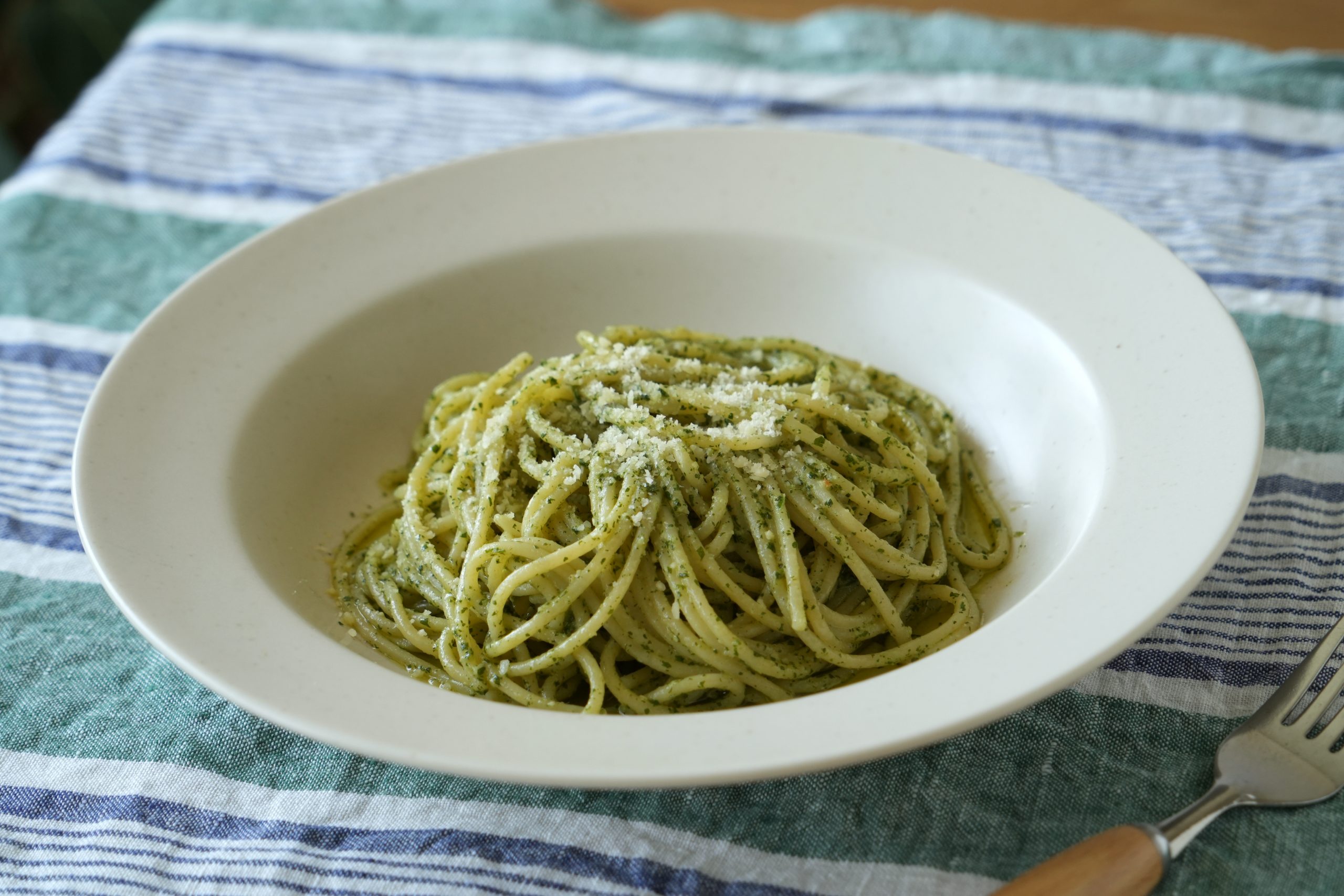 大葉のジェノベーゼ黄金比レシピ！変色防止とプロ級パスタの極意