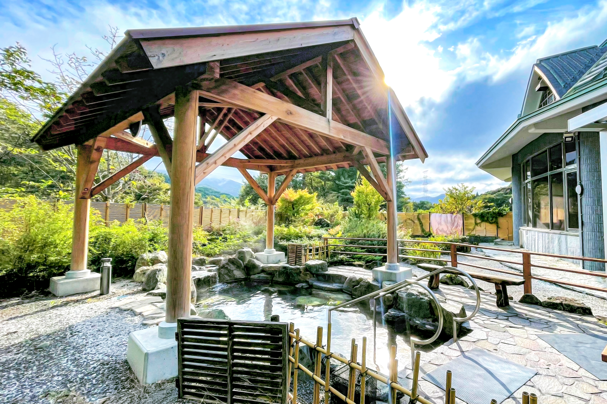 新見「いぶきの里」はなぜ選ばれる？千屋温泉とスキー場の実態を徹底検証