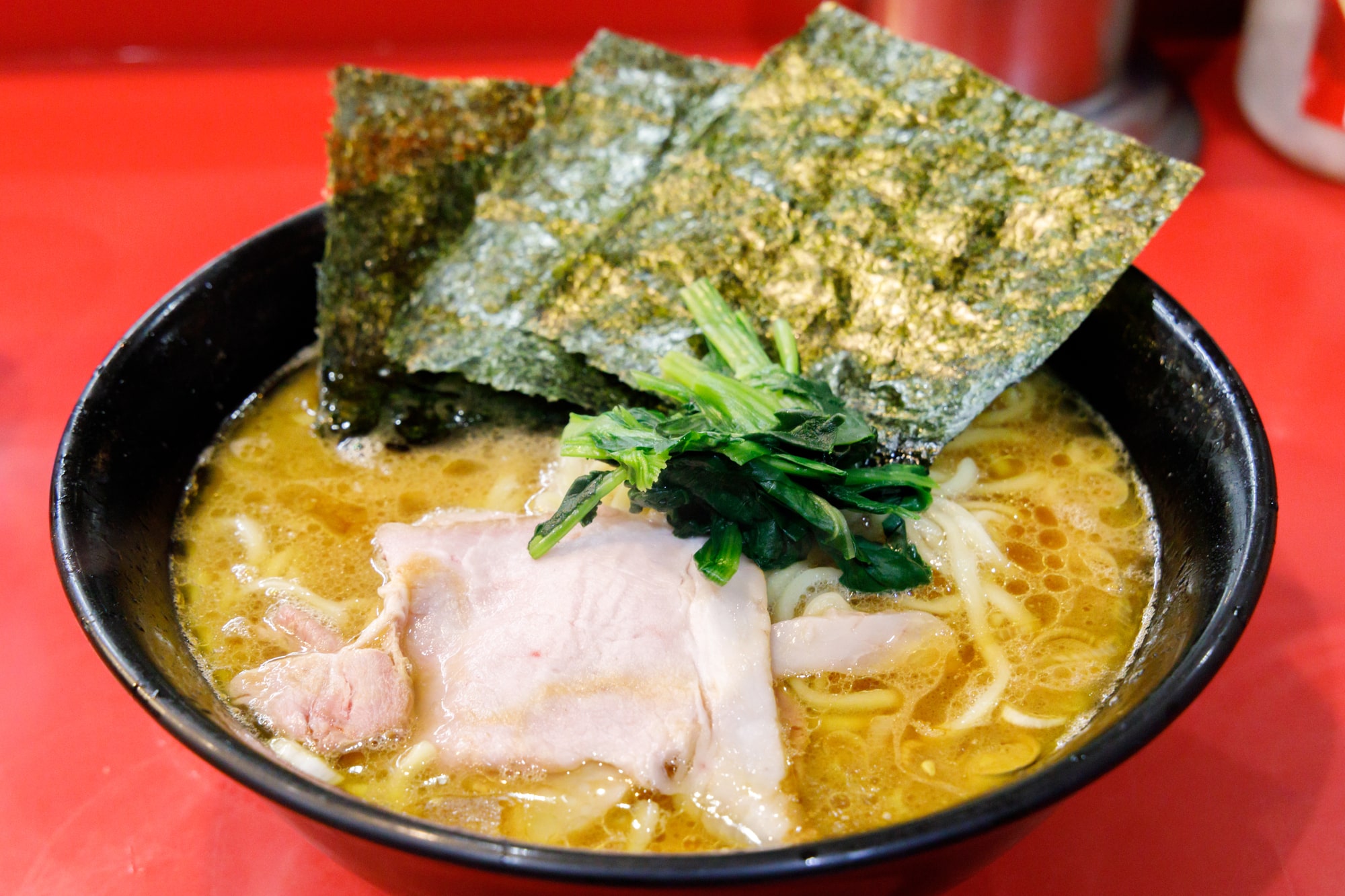 大阪の家系ラーメン激戦区と直系進出の真相！2026年最新版