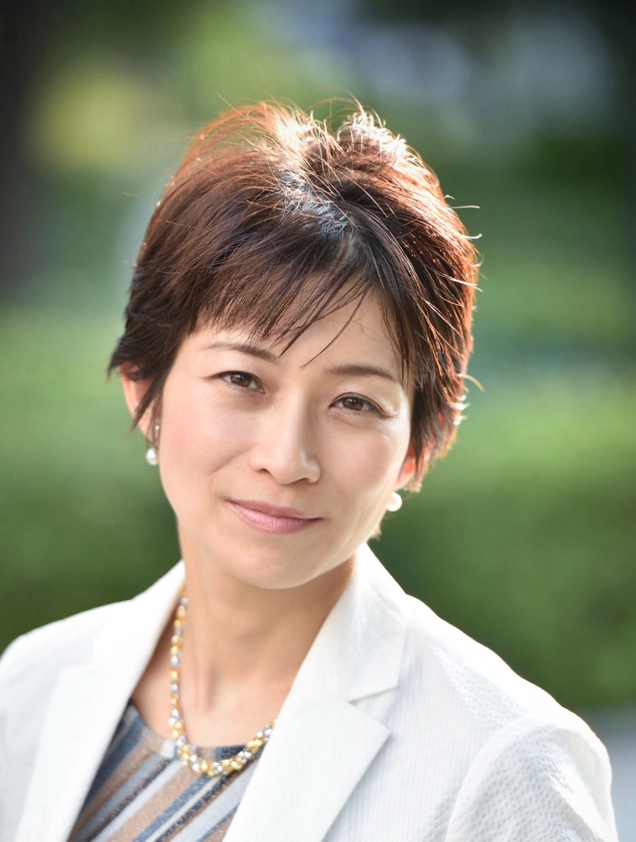 望月衣塑子はなぜ話題に？経歴と会見の真相・現在の活動を徹底追跡
