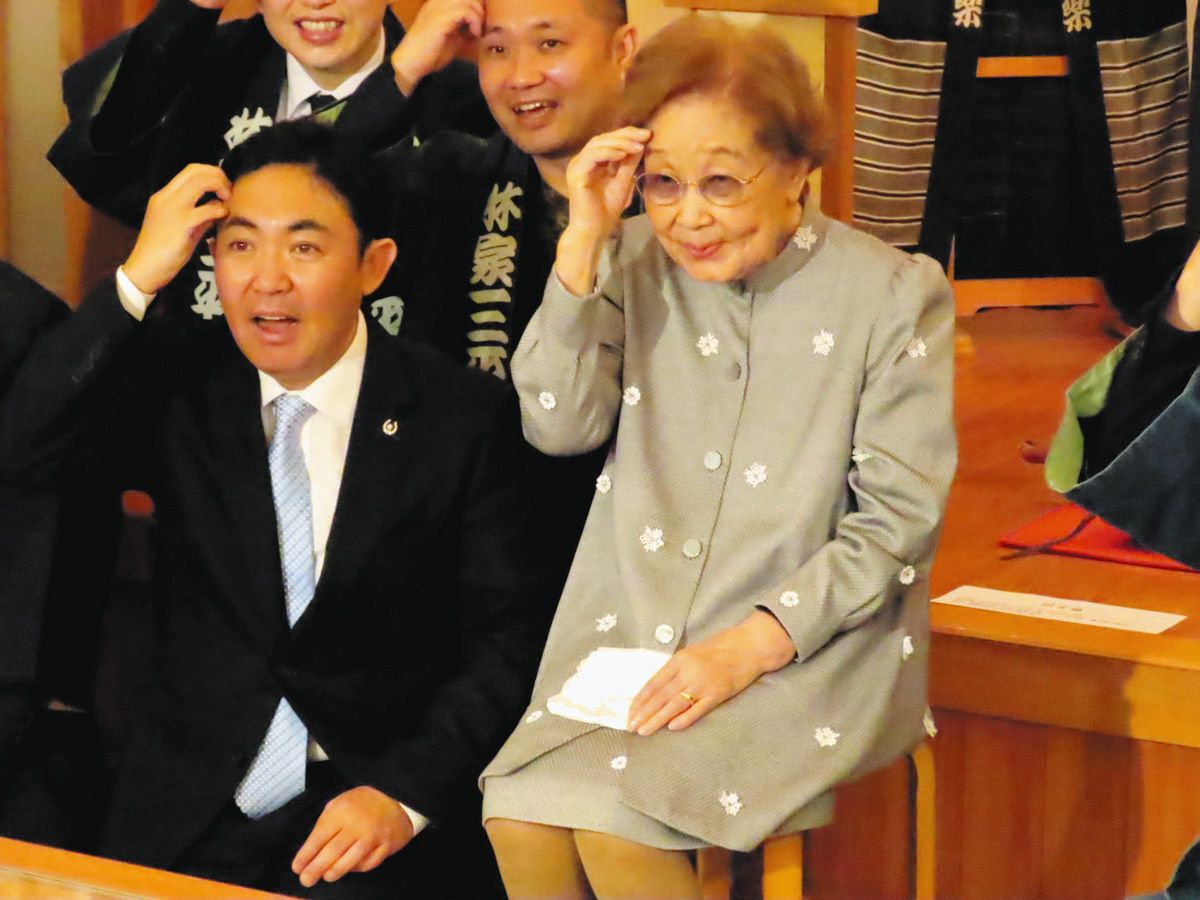 2代目林家三平の笑点降板真相と現在！妻・国分佐智子と歩む2026年