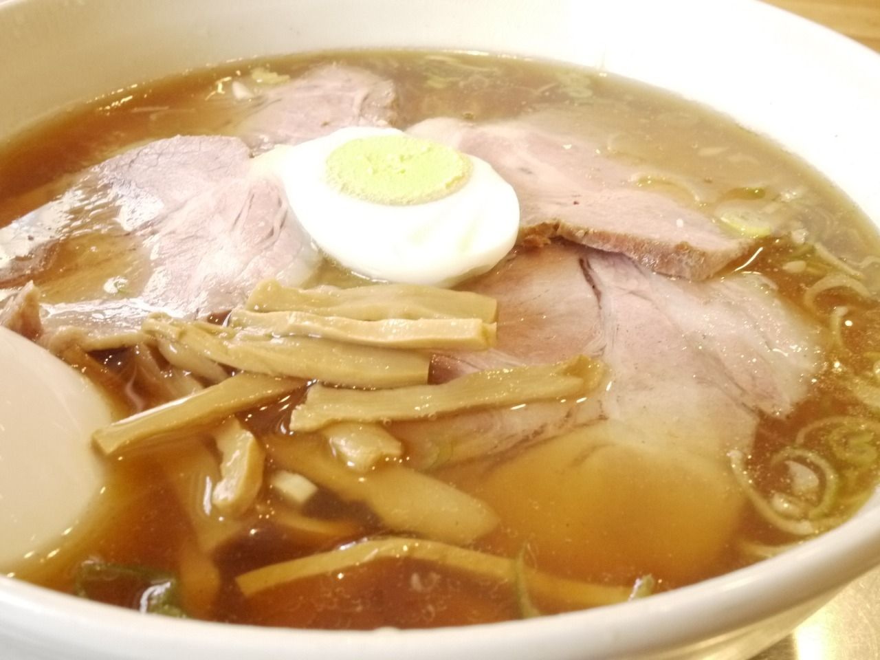 保谷大勝軒に行列が絶えない理由とは？熱々煮干しと巨大丼の秘密