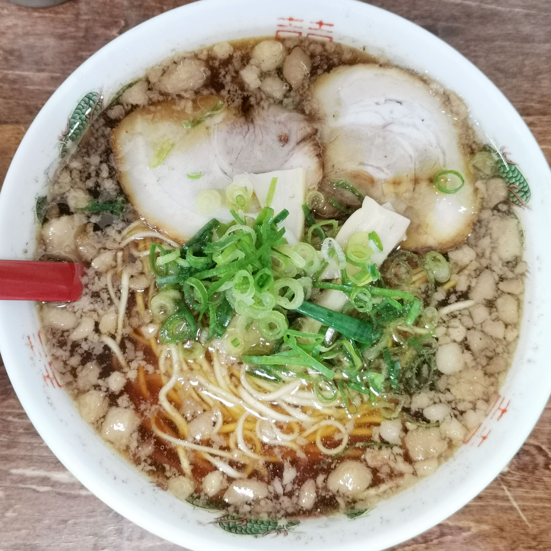福山で行列の尾道ラーメン一丁！背脂スープの秘密と混雑攻略を徹底解明