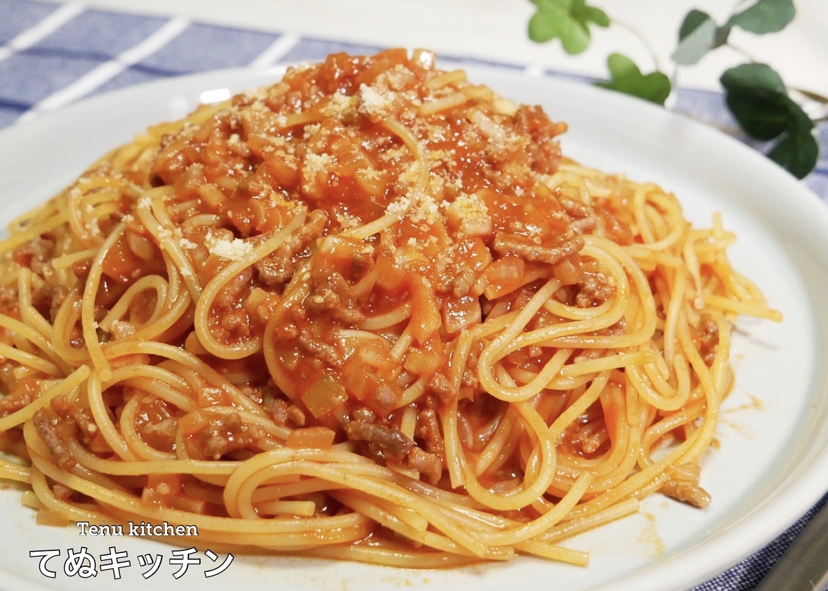 トマト缶なしでプロの味！身近な調味料で極上ミートソースを作る黄金比