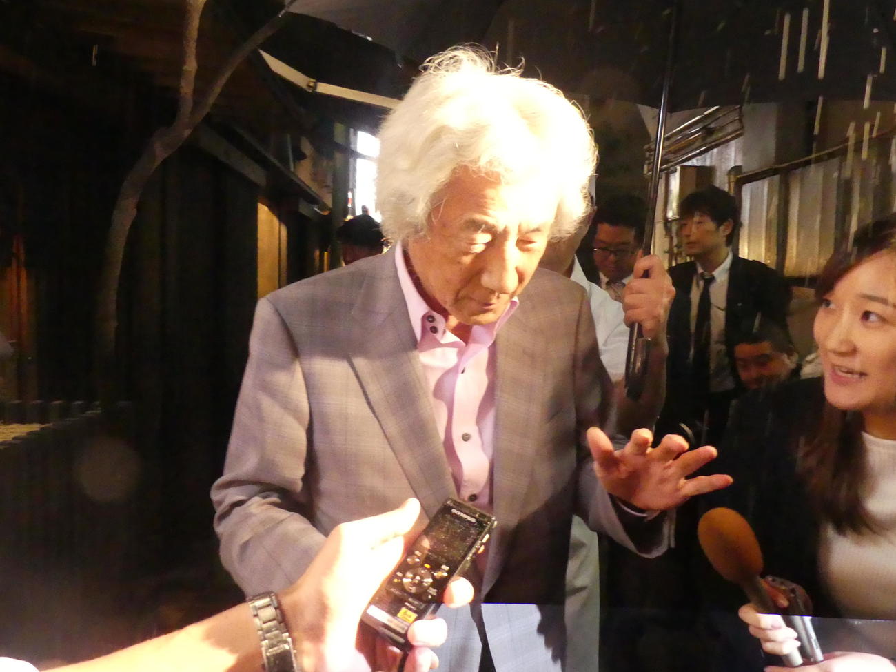 小泉純一郎と小池百合子の真実｜刺客から結婚の噂、現在の関係まで徹底解明