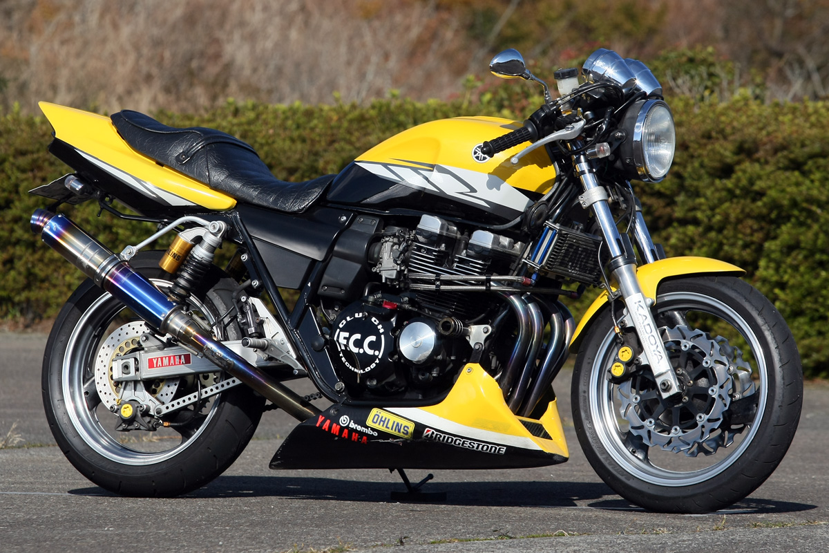 Xjr400Rアンダーカウル装着の罠と真価！社外品比較から車検・干渉対策まで