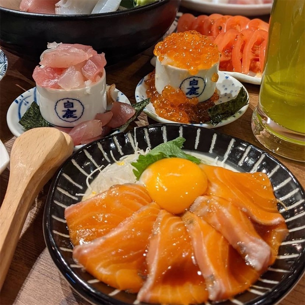 京都駅前の夜が激変？連日満席の「オトコマエ」な居酒屋が旅人と地元民を惹きつける理由【2026年最新レポ】