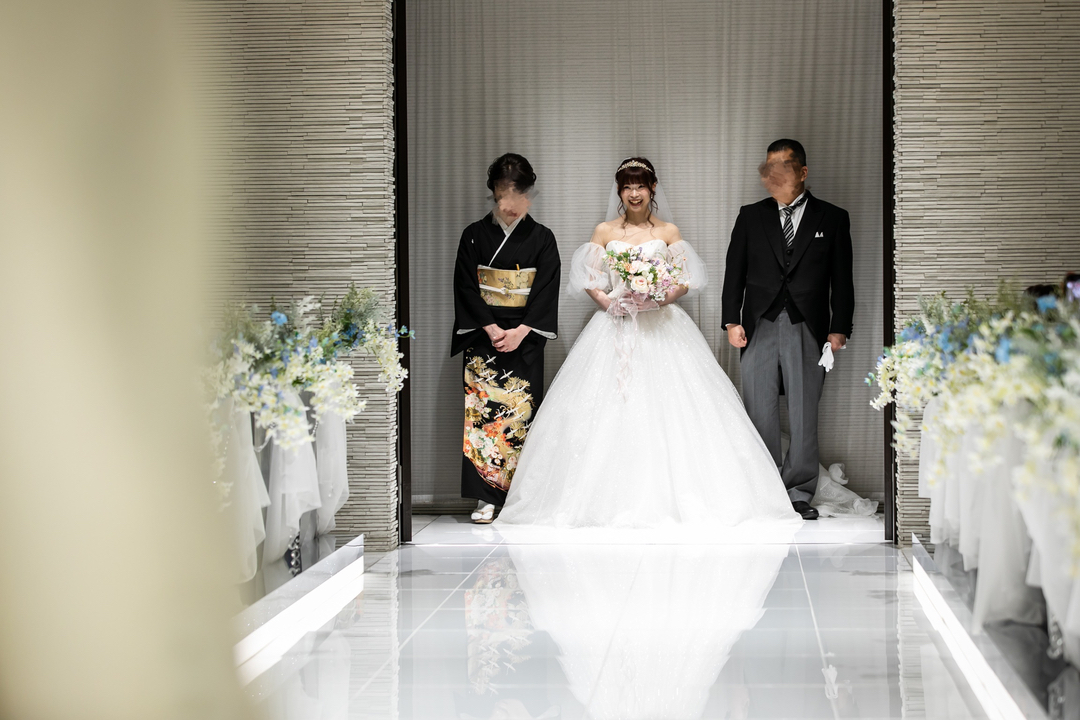 結婚指輪をつける指の真相｜左手薬指の理由と海外事情・最新意味