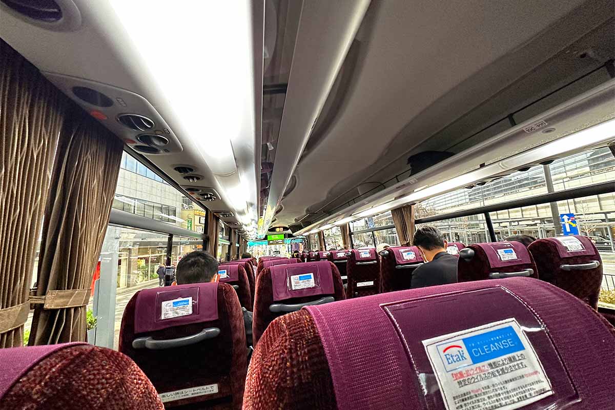 京都駅から伊丹空港のバスは予約なしでOk？混雑の落とし穴と回避術