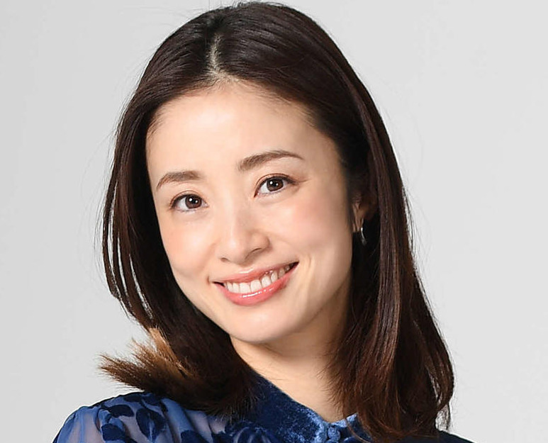 上戸彩の現在｜第3子出産後の美貌とHiroとの夫婦仲、最新出演情報