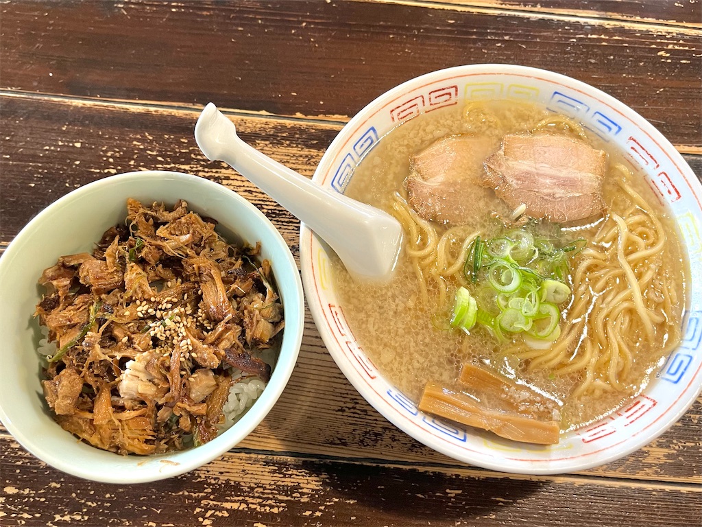 なぜ二丁目食堂に行列？絶品ラーメン＆名物ランチ定食の評判を徹底調査
