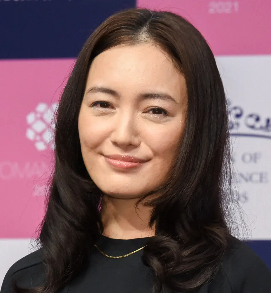 仲間由紀恵の現在と最近の姿に反響！激痩せの噂や夫・双子育児の真相