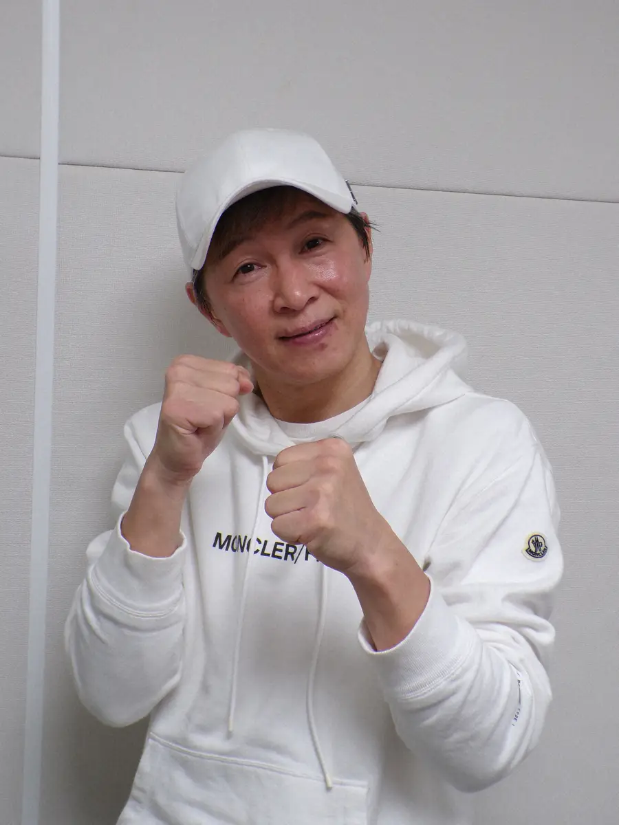 吉本新喜劇アキの座長就任の真相と「いぃよぉ〜」誕生秘話を徹底解剖