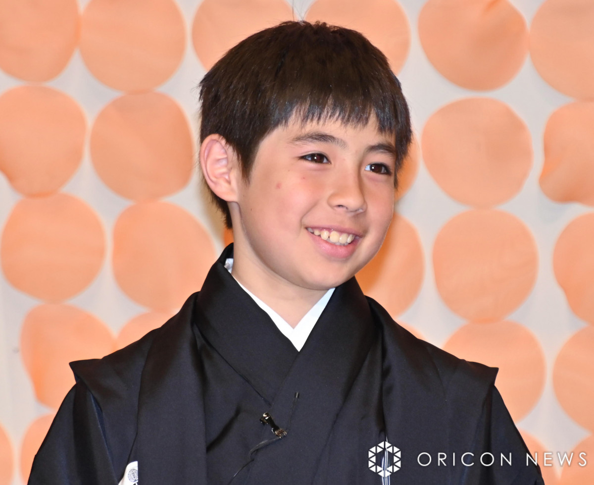 寺島しのぶの息子・尾上眞秀の現在！学校や父親との絆と素顔