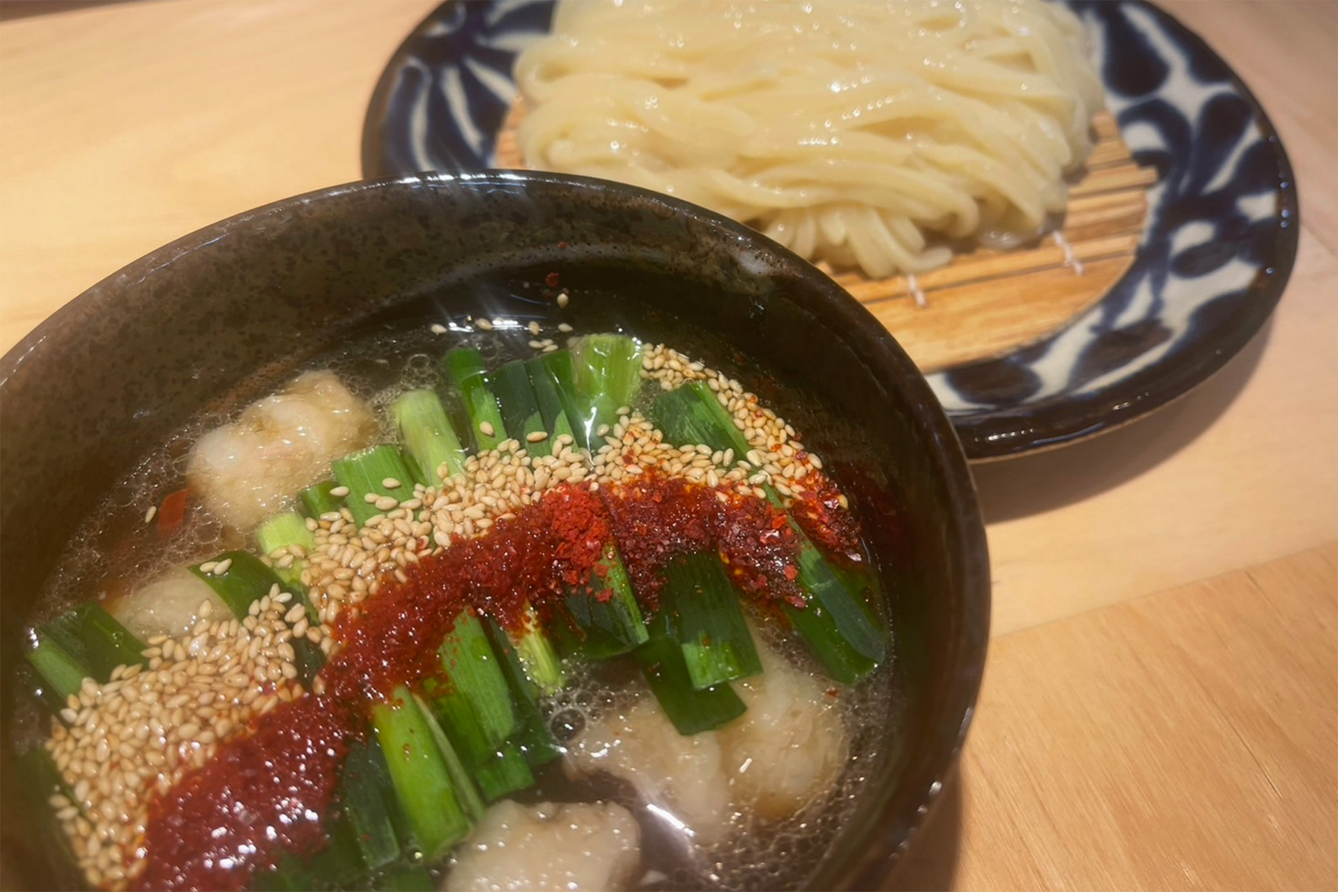 麺屋まんげつ人気の秘密を解剖！絶品メニューと混雑回避法【2026】