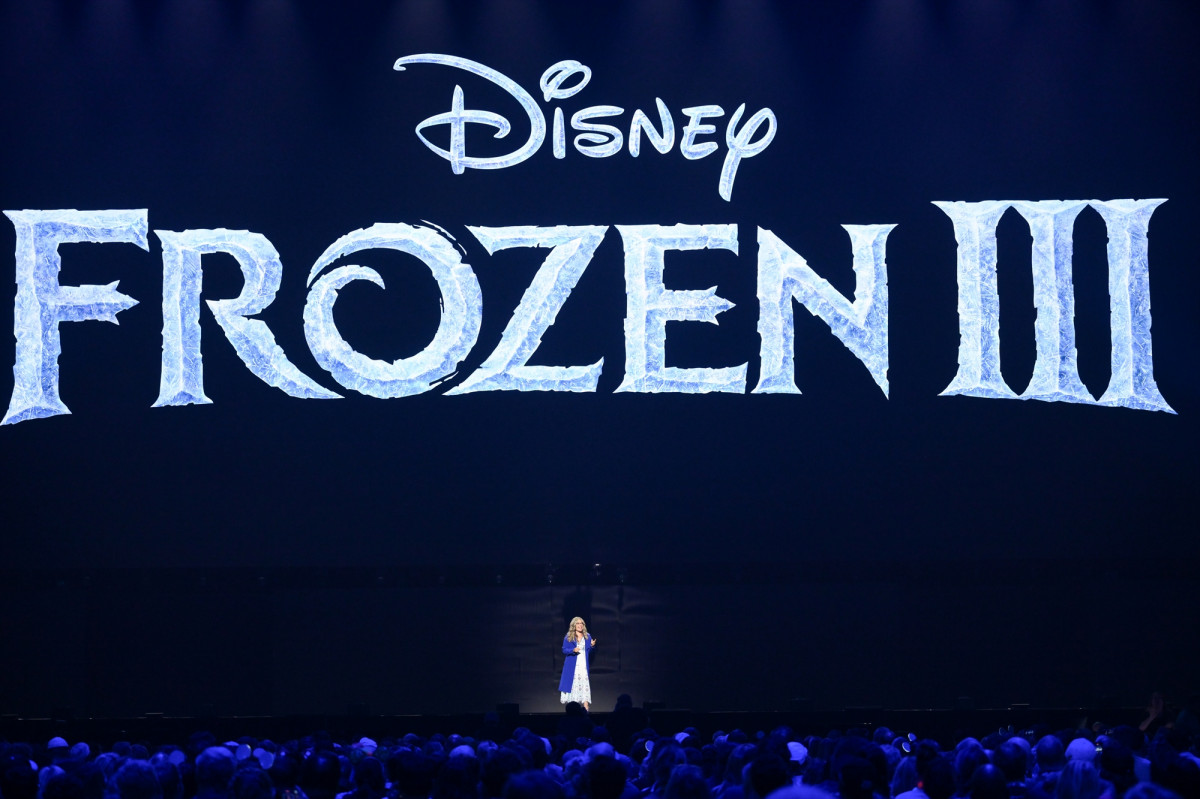 『アナと雪の女王3』2027年公開へ！アナ役後任の真相や第4作の謎