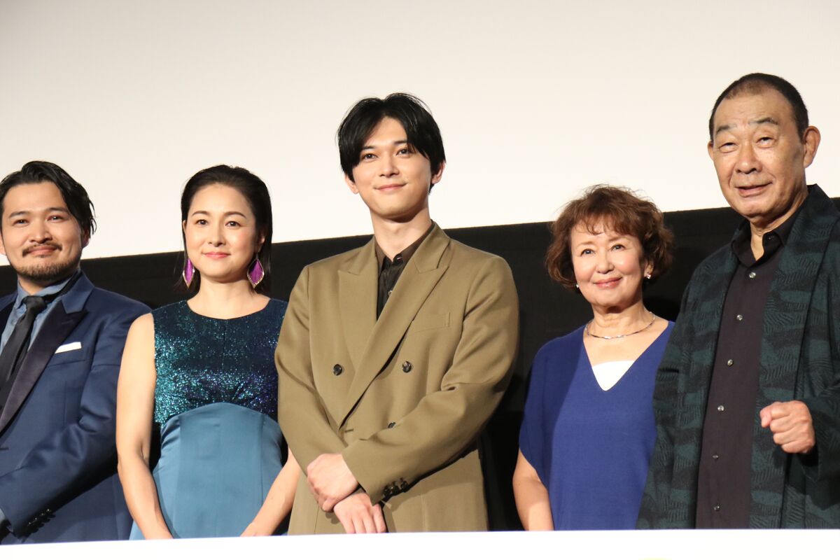 吉沢亮の家族構成2026最新！男4人兄弟の真相と厳格な父の教え