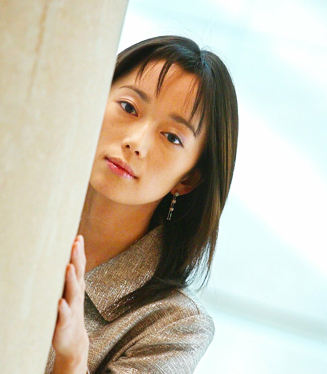 葉月里緒奈の現在と結婚歴の真相！魔性の女と呼ばれた過去と娘の今