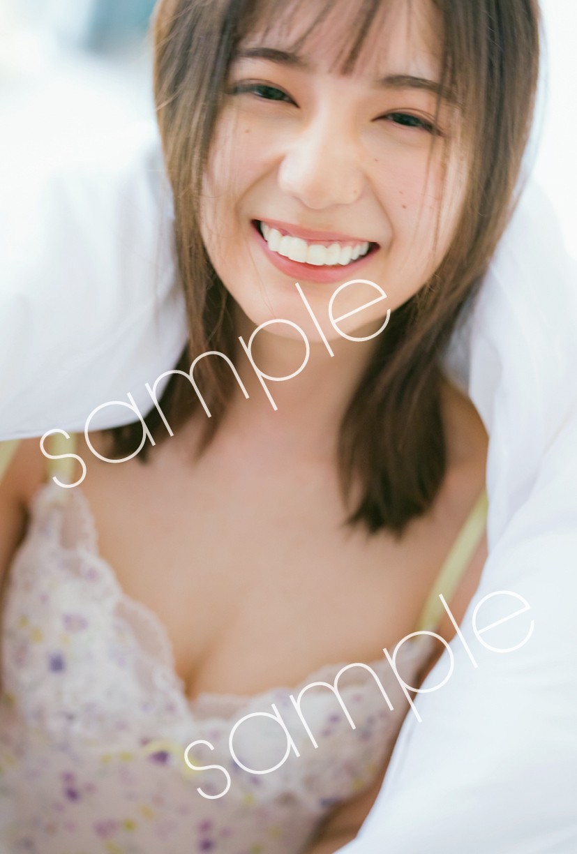 小坂菜緒写真集の売上真相と水着秘話！2Nd発売動向と魅力を徹底解説