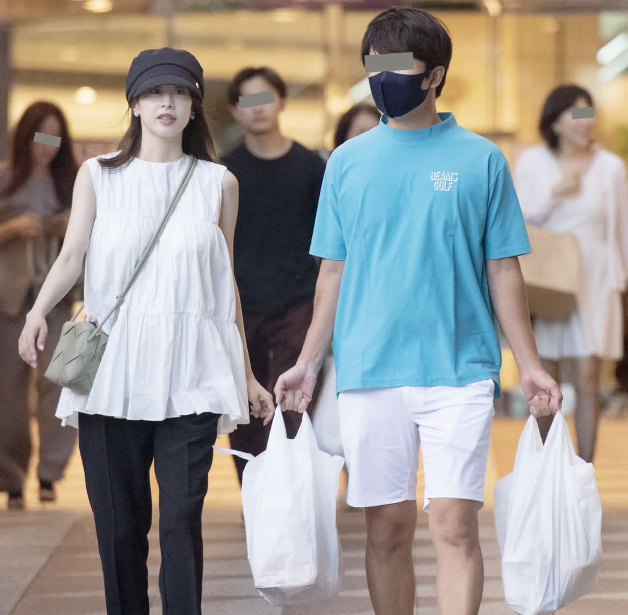 加藤綾子の旦那・川村雄太とは？ロピア社長の年収と夫婦仲の真相