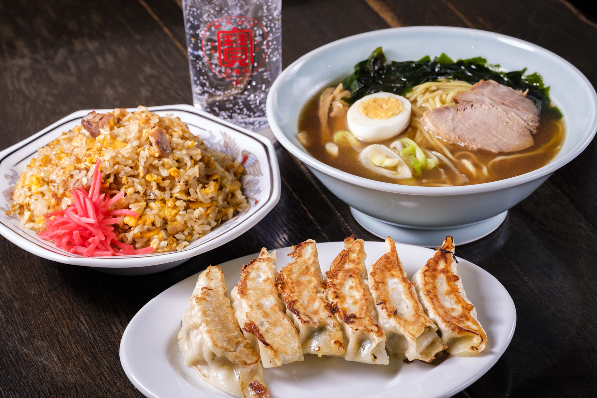 トキワ荘が愛した中華料理松葉の真実｜ラーメンの評判と混雑攻略