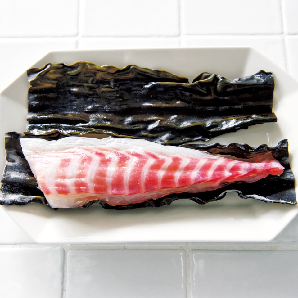 鯛の昆布締めを料亭の味に変える黄金比！失敗を防ぐ寝かせ時間の秘密