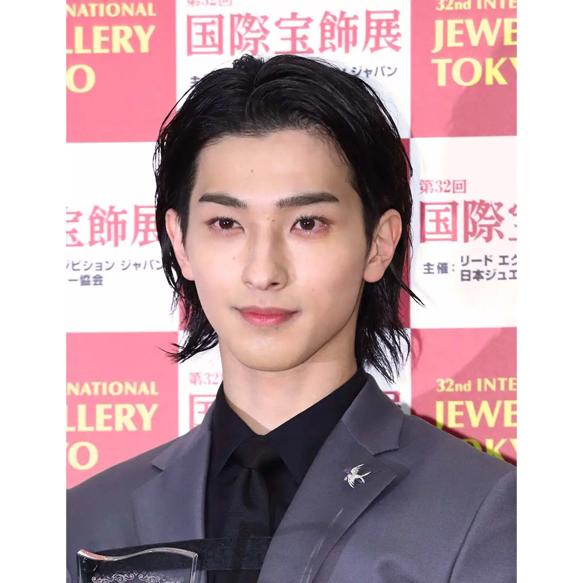 顔が綺麗な男の共通点とは？黄金比の骨格と話題の美容法を徹底解説
