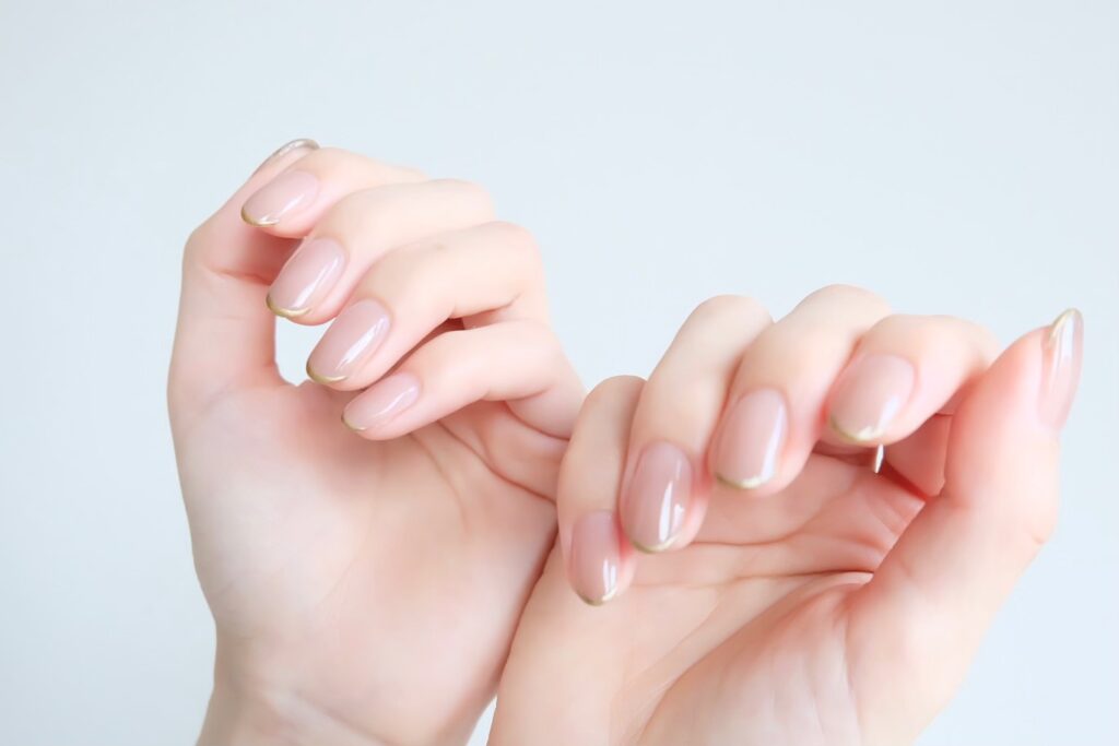 爪が伸びるのが早い原因とは？病気のサインと健康状態の真相を徹底解説
