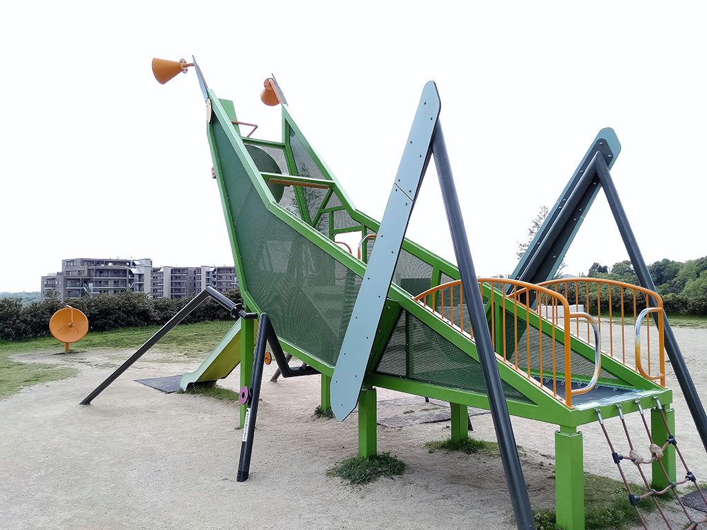 彩都西公園の魅力と注意点を徹底解剖！滑り台や駐車場とテントの最新規約